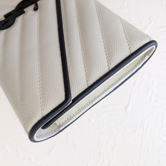 Yves Saint Laurent wallet - Picture 12 of 16